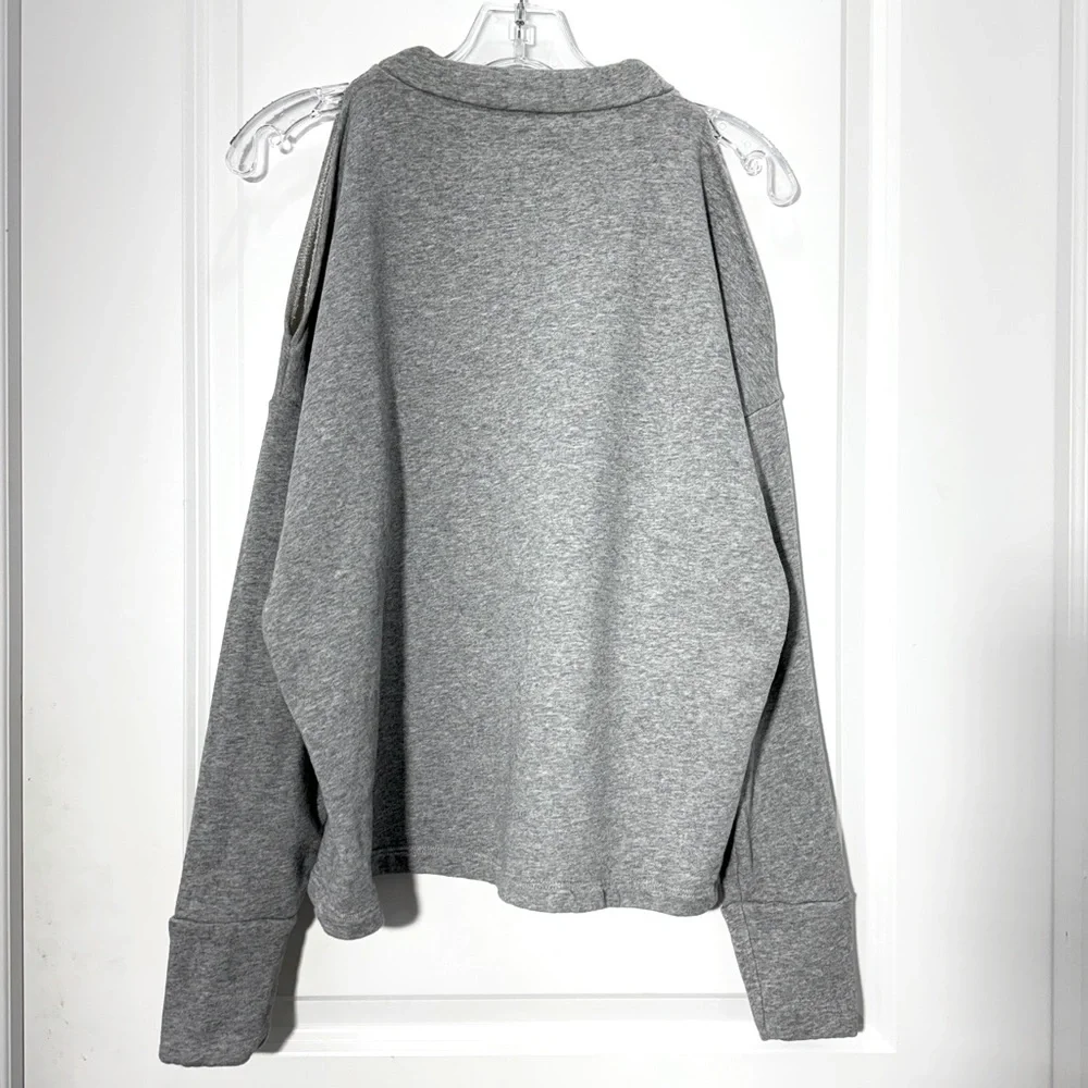 Varley Carbon Revive Cold Shoulder Sweatshirt in Light Heather Grey S Revolve - Picture 6 of 12